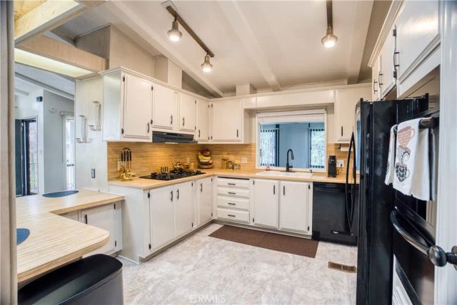 601 N Kirby 524, Hemet, CA 92545