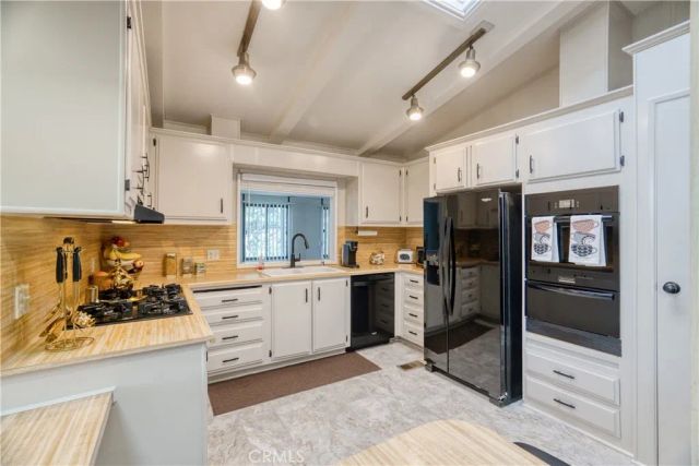 601 N Kirby 524, Hemet, CA 92545