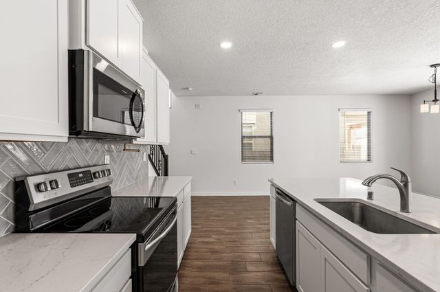 5765 Cosmo Court NE, Rio Rancho, NM 87144