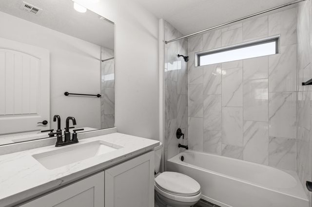 5765 Cosmo Court NE, Rio Rancho, NM 87144