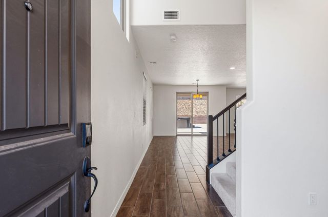 5765 Cosmo Court NE, Rio Rancho, NM 87144