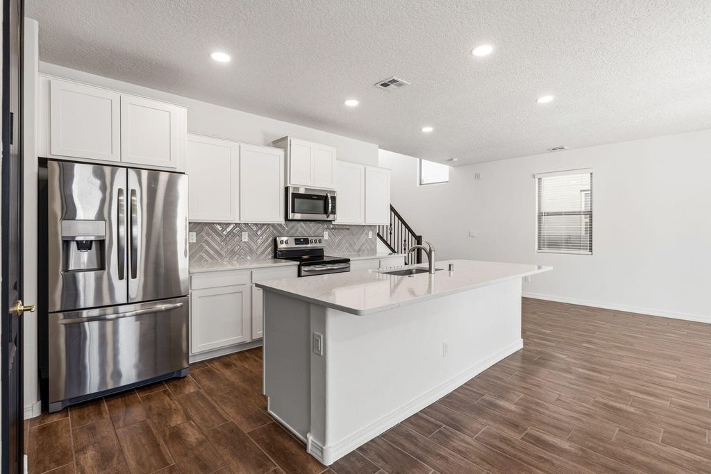 Image 15 of property listing at 5765 Cosmo Court NE, Rio Rancho, NM 87144