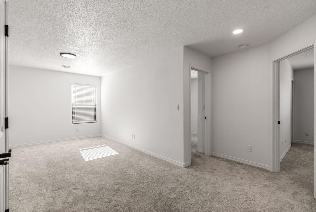 Image 26 of property listing at 5765 Cosmo Court NE, Rio Rancho, NM 87144