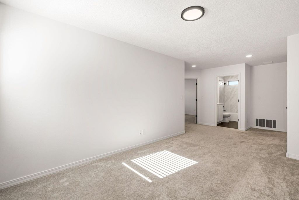 Image 28 of property listing at 5765 Cosmo Court NE, Rio Rancho, NM 87144