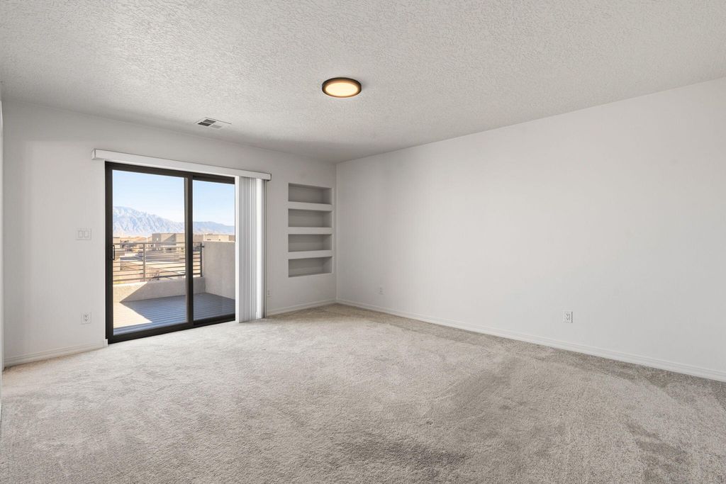 Image 36 of property listing at 5765 Cosmo Court NE, Rio Rancho, NM 87144