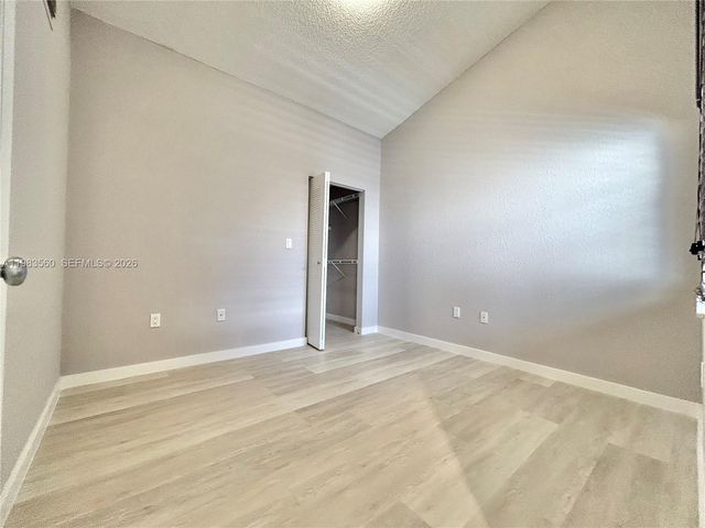 2811 N Oakland Forest Dr 306, Oakland Park, FL 33309