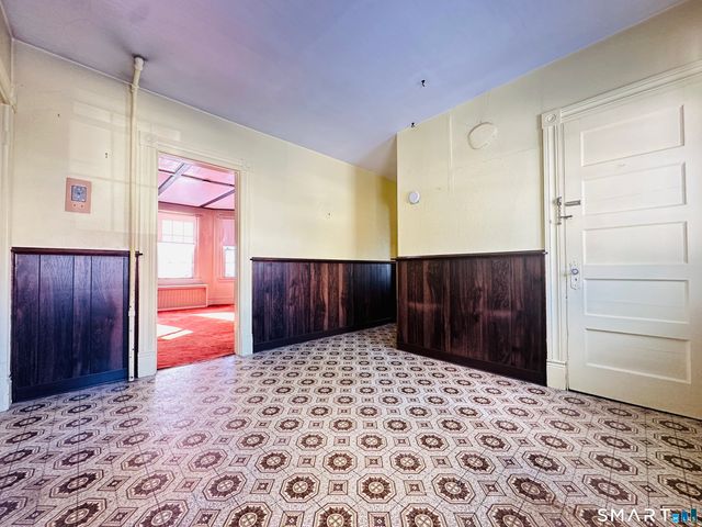 2 Parkmore Street, New Britain, CT 06051