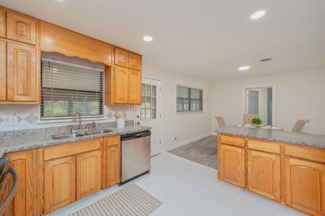 431 Andrew Drive, Valparaiso, FL 32580