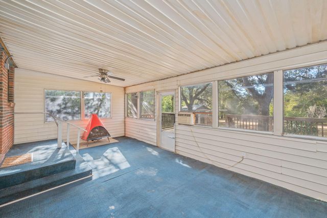 431 Andrew Drive, Valparaiso, FL 32580