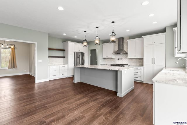 18701 Patrick Avenue, Omaha, NE 68022