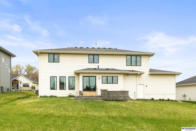 18701 Patrick Avenue, Omaha, NE 68022