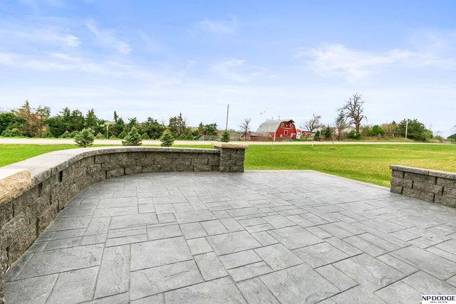 18701 Patrick Avenue, Omaha, NE 68022