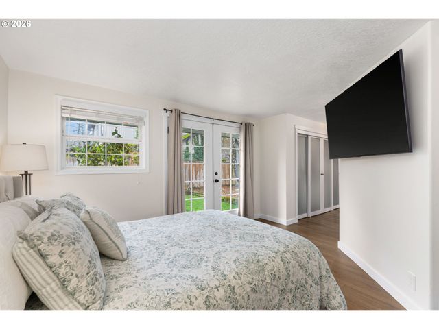 17089 Sw LYNNLY Way, Sherwood, OR 97140