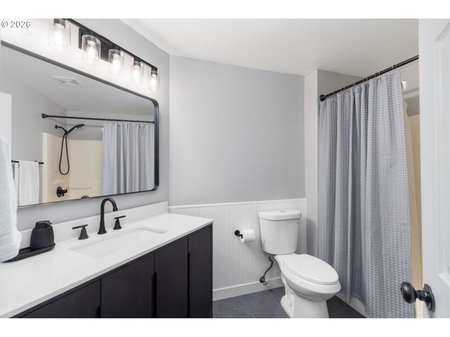 17089 Sw LYNNLY Way, Sherwood, OR 97140