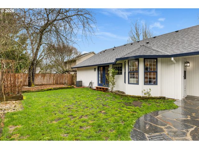 17089 Sw LYNNLY Way, Sherwood, OR 97140