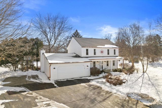 310 S Taliesin ROAD, Wales, WI 53183