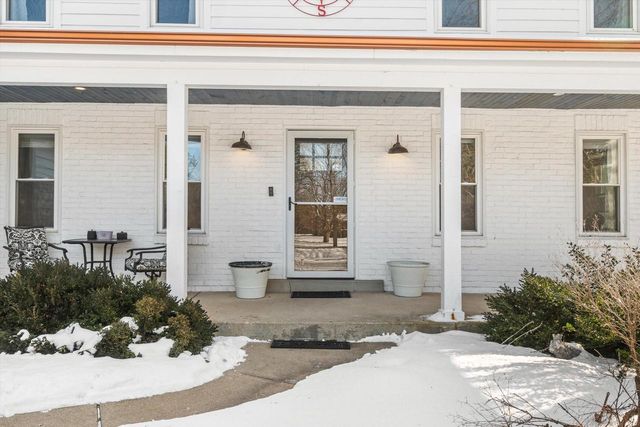 310 S Taliesin ROAD, Wales, WI 53183