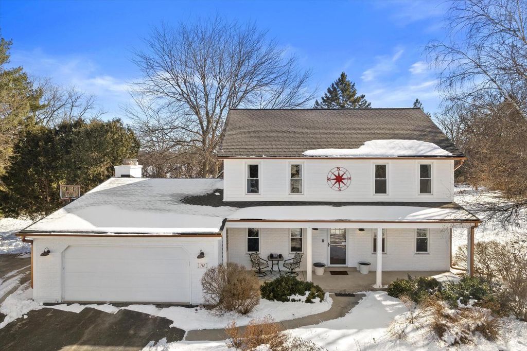 310 S Taliesin ROAD, Wales, WI 53183