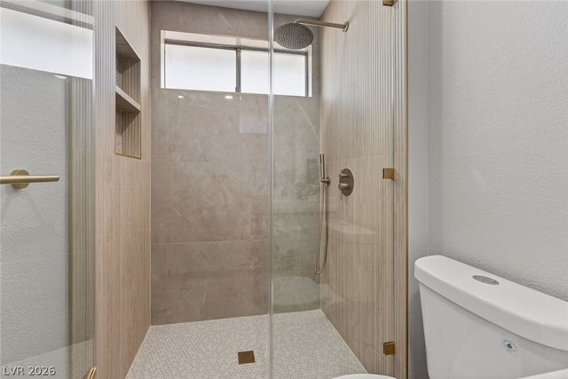 6735 Greengrove Drive, Las Vegas, NV 89103