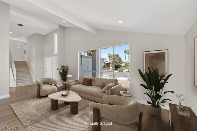 6735 Greengrove Drive, Las Vegas, NV 89103