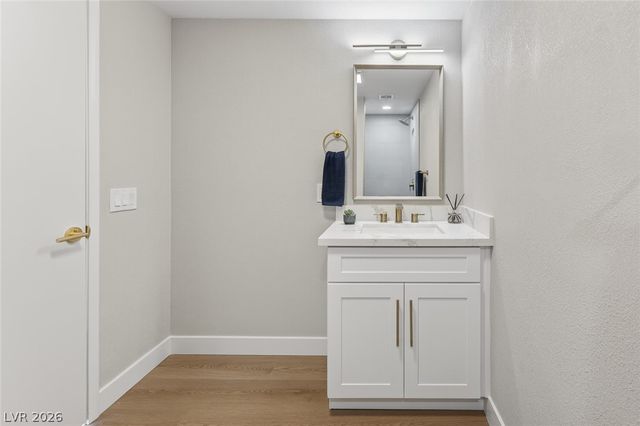 6735 Greengrove Drive, Las Vegas, NV 89103