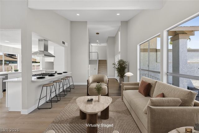 6735 Greengrove Drive, Las Vegas, NV 89103