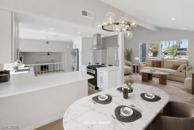 6735 Greengrove Drive, Las Vegas, NV 89103