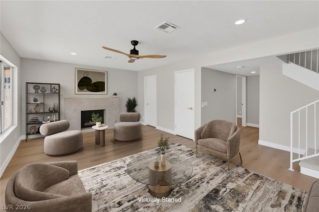 6735 Greengrove Drive, Las Vegas, NV 89103