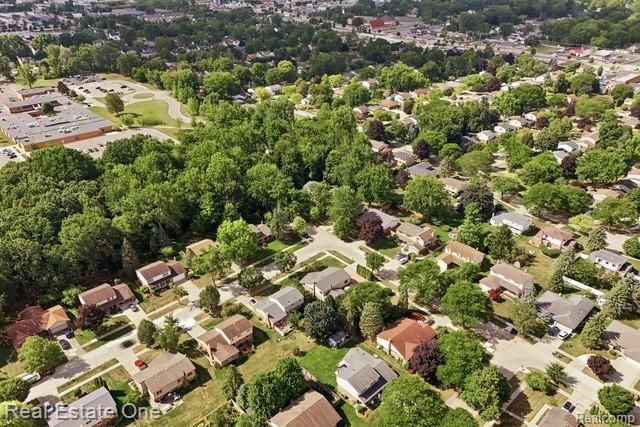 1353 Madison Drive, Troy, MI 48083
