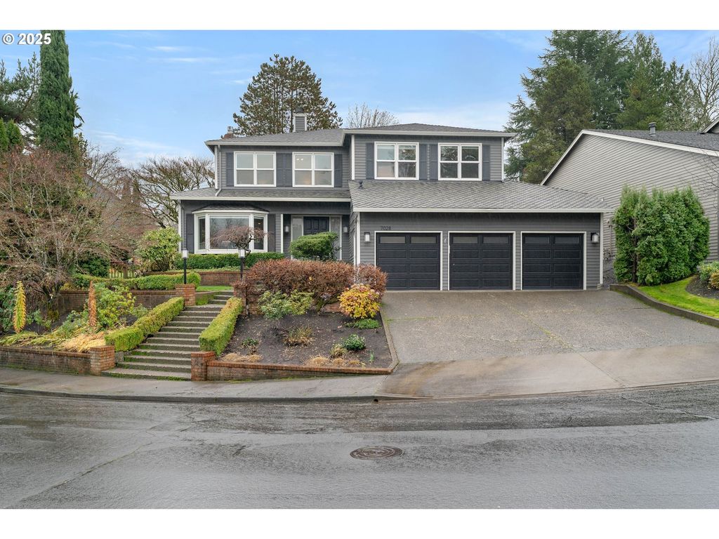 7028 Sw ARRANMORE Way, Portland, OR 97223
