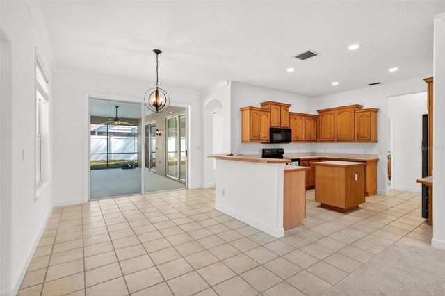 19337 SPRING OAK DRIVE, Eustis, FL 32736