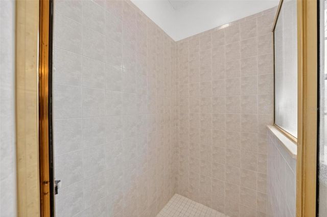 19337 SPRING OAK DRIVE, Eustis, FL 32736