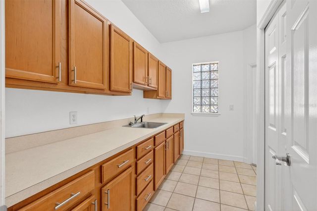 19337 SPRING OAK DRIVE, Eustis, FL 32736