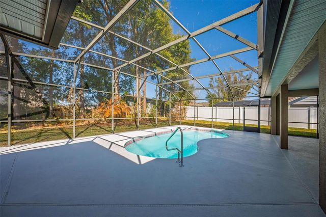 19337 SPRING OAK DRIVE, Eustis, FL 32736