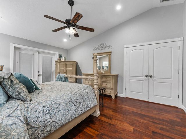 5200 CAMBERLEA AVENUE, Zephyrhills, FL 33541