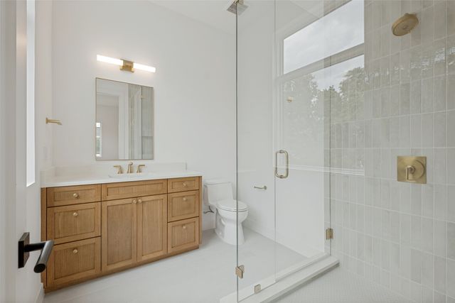 6633 Greenwich Lane, Dallas, TX 75230