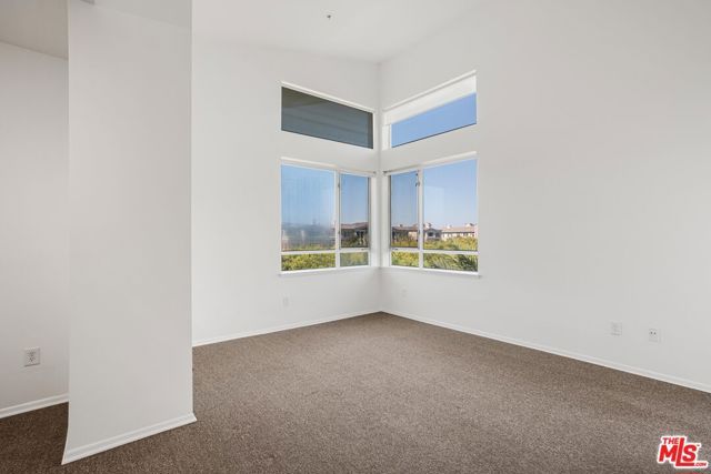 6400 Crescent Parkway 424, Los Angeles, CA 90094