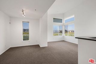 6400 Crescent Parkway 424, Los Angeles, CA 90094