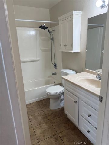 44580 La Paz, Temecula, CA 92592