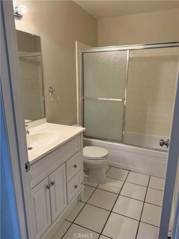 44580 La Paz, Temecula, CA 92592