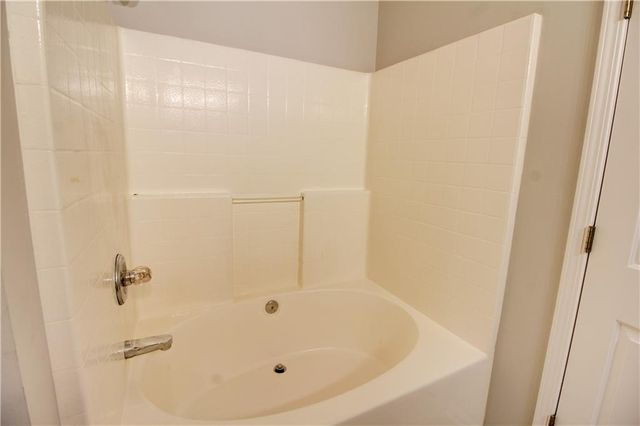 2660 Kentshire Way, Lawrenceville, GA 30044