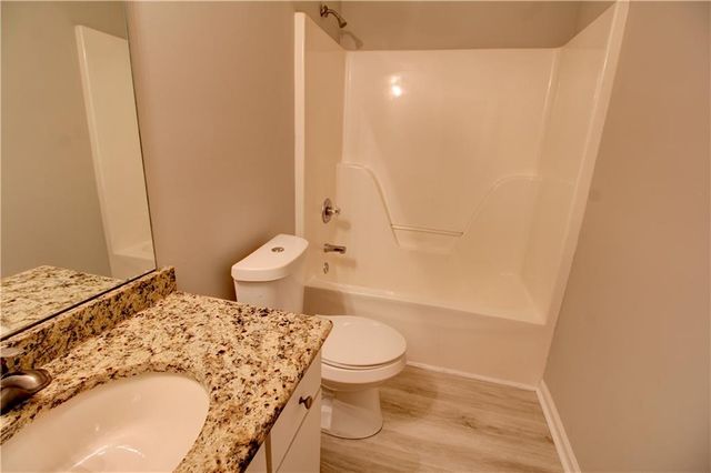 2660 Kentshire Way, Lawrenceville, GA 30044
