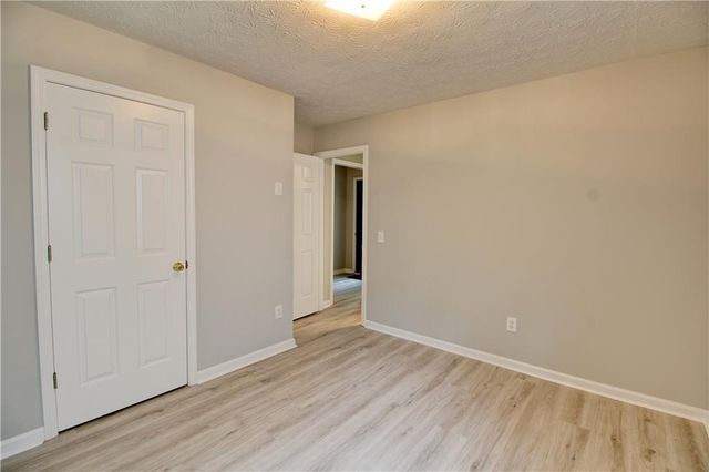 2660 Kentshire Way, Lawrenceville, GA 30044