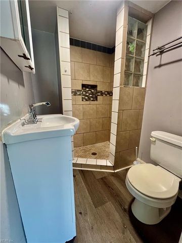 817 State ST, Chesapeake, VA 23323