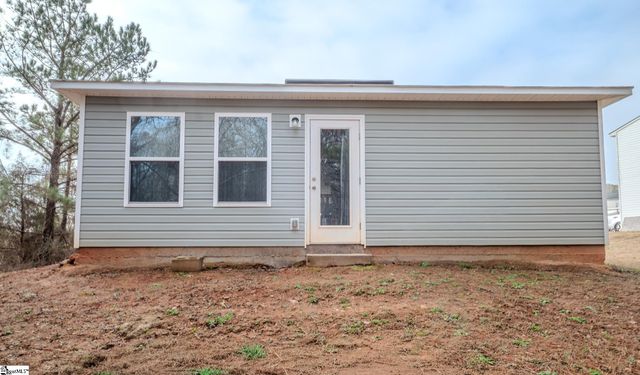 188 Queen Circle, Laurens, SC 29360