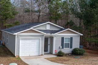 188 Queen Circle, Laurens, SC 29360