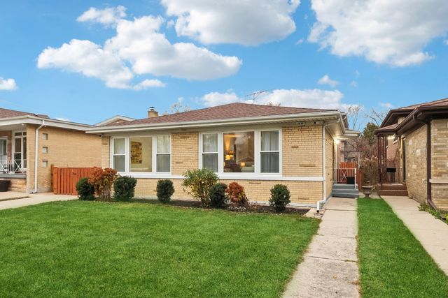 3836 W Estes Avenue, Lincolnwood, IL 60712