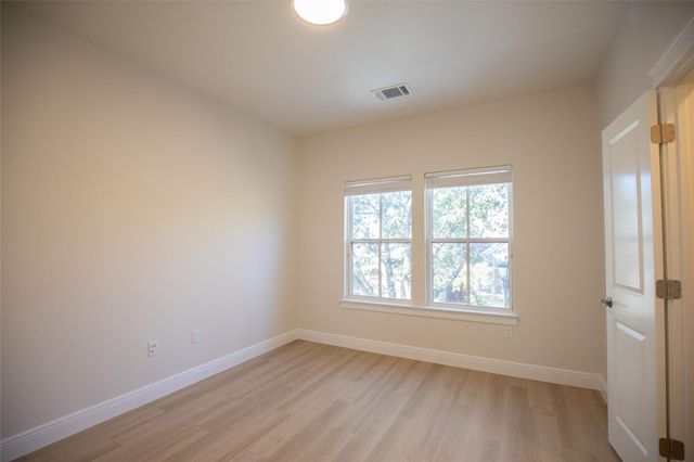 1913 Littlefield ST, Austin, TX 78723