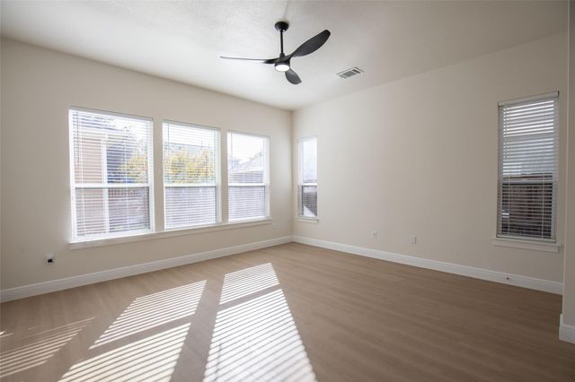 1913 Littlefield ST, Austin, TX 78723