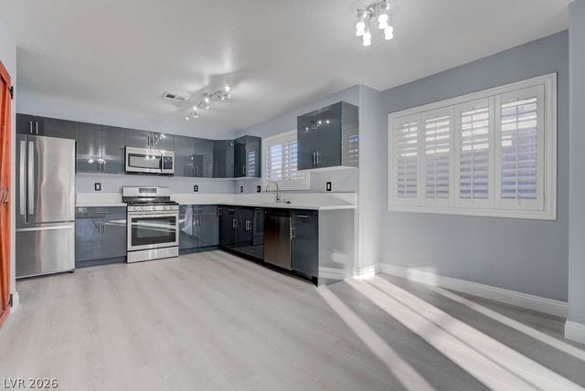 879 Cozy Valley Street, Henderson, NV 89015